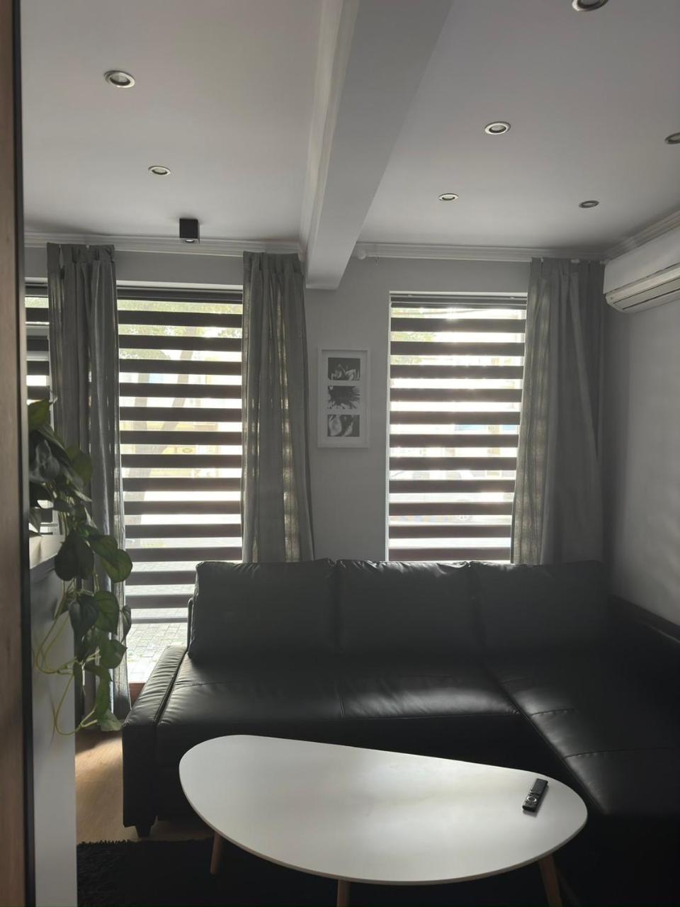 Casa Raffaelo Lejlighed Burgas City Eksteriør billede